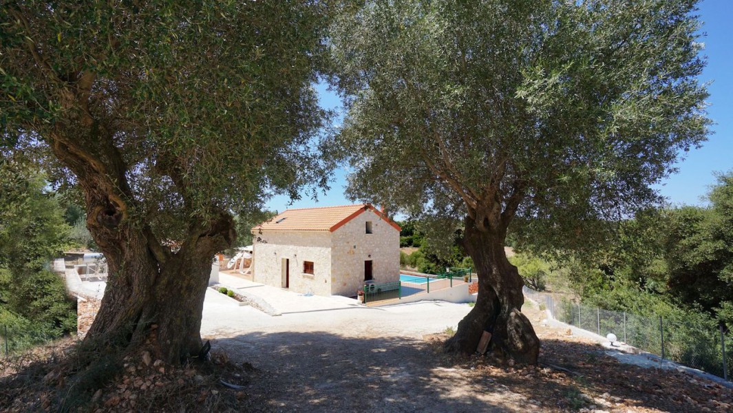 Kefalonia villa fiscardo 03